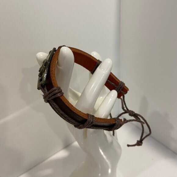 Love Sign Cupids Bow Bracelet Brown genuine Leather Adjustable Wristband - Picture 4 of 10